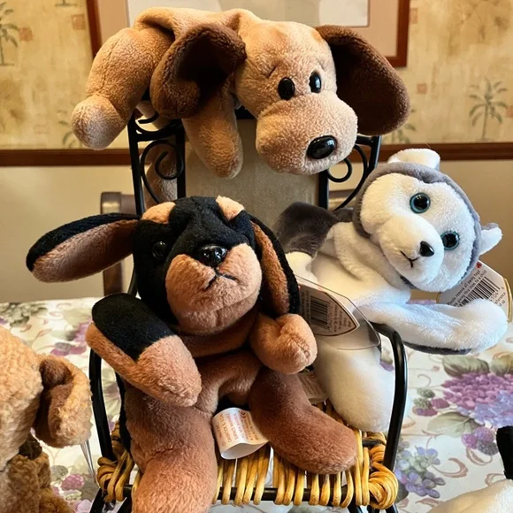 Beanie Babies TY NINE DOGGIES $40.00 / $5.00 each YOU CHOOSE - Picture 8 of 9
